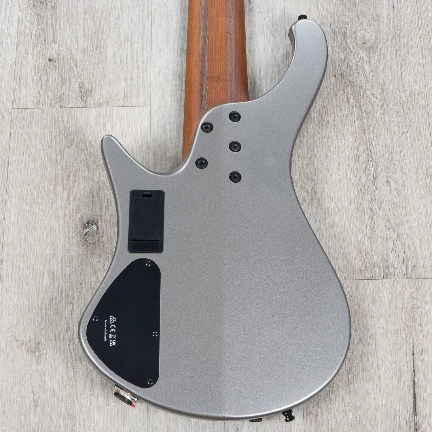 Ibanez EHB1006MS EHB Headless Multi-Scale 6-String Bass, Metallic Gray Matte 9 Ibanez EHB1006MS EHB Headless Multi-Scale 6-String Bass, Metallic Gray Matte - Image 7