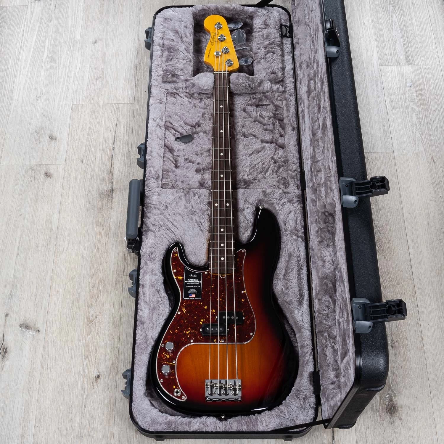 Fender American Professional II Left-Handed Precision Bass, Rosewood Fretboard, 3-Color Sunburst 12 Fender American Professional II Left-Handed Precision Bass, Rosewood Fretboard, 3-Color Sunburst - Image 10