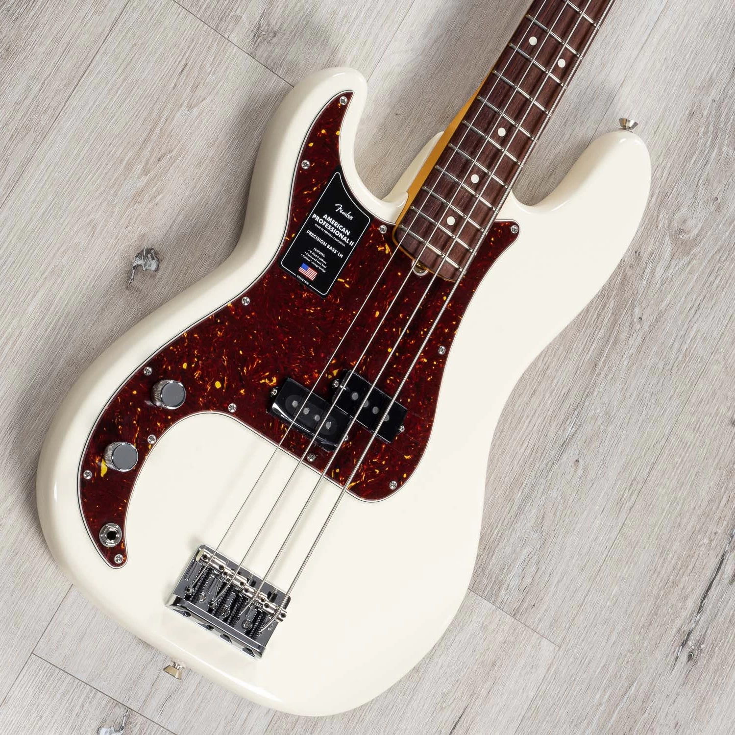 Fender American Professional II Precision Bass Left-Hand, Rosewood Fingerboard, Olympic White 4 Fender American Professional II Precision Bass Left-Hand, Rosewood Fingerboard, Olympic White - Image 2
