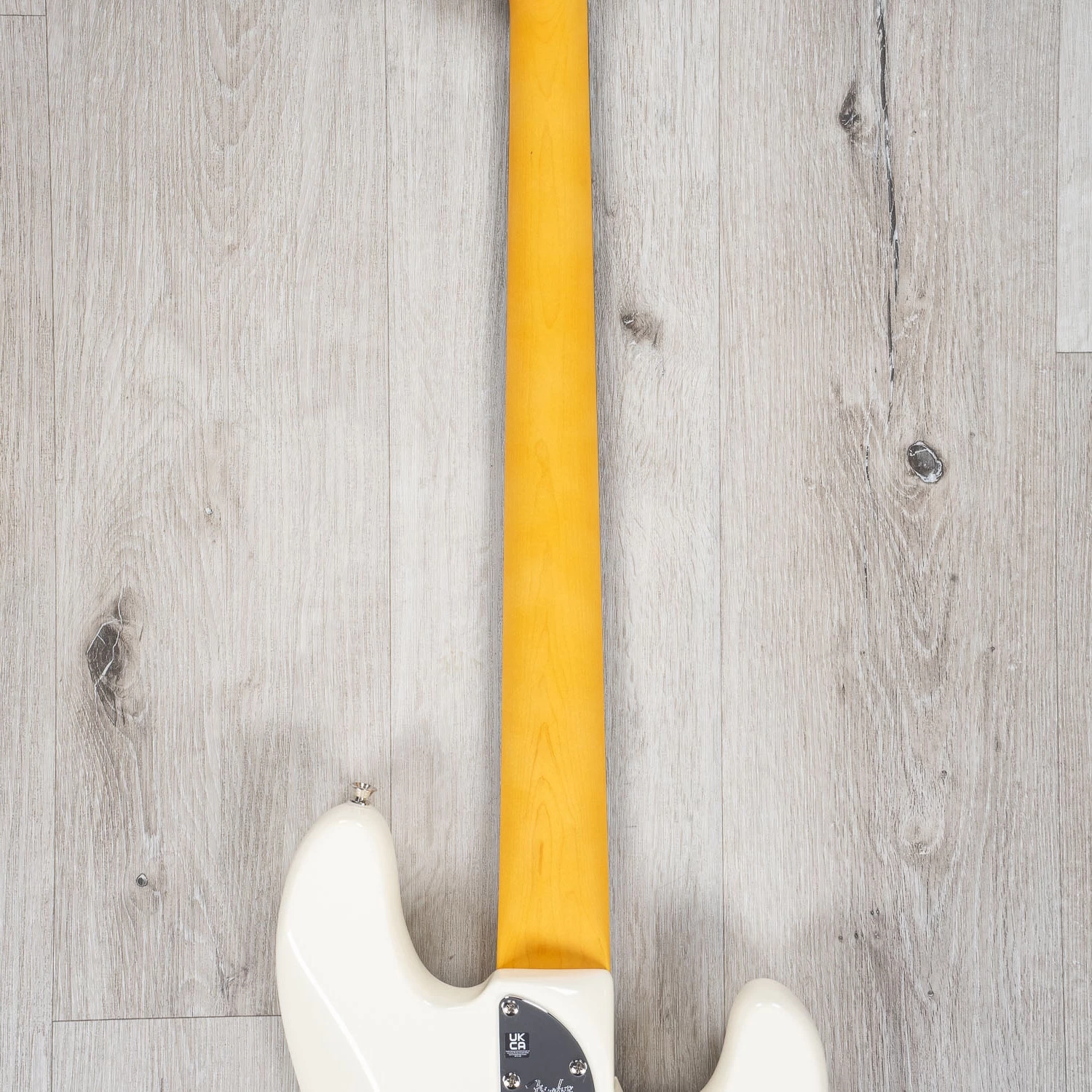 Fender American Professional II Precision Bass Left-Hand, Rosewood Fingerboard, Olympic White 7 Fender American Professional II Precision Bass Left-Hand, Rosewood Fingerboard, Olympic White - Image 5