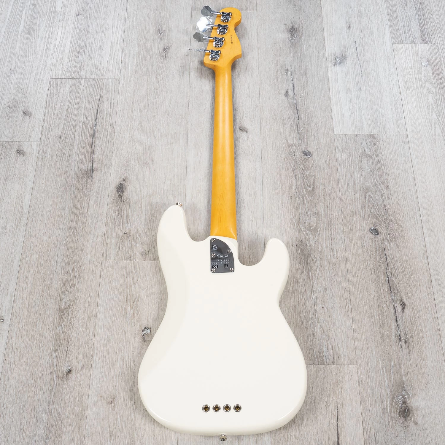 Fender American Professional II Precision Bass Left-Hand, Rosewood Fingerboard, Olympic White 8 Fender American Professional II Precision Bass Left-Hand, Rosewood Fingerboard, Olympic White - Image 6