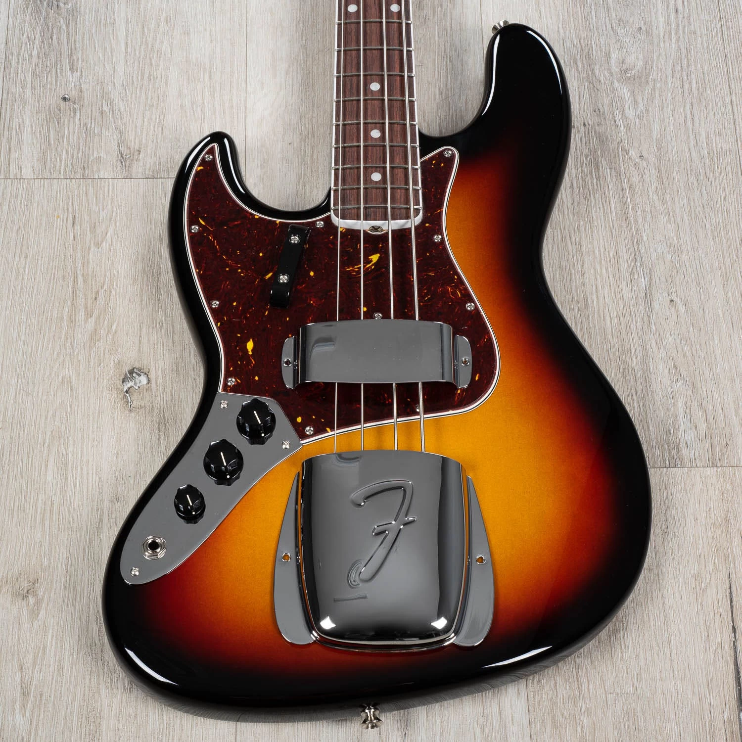 Fender American Vintage II 1966 Left-Hand Jazz Bass, Rosewood Fretboard, 3-Color Sunburst 6 Fender American Vintage II 1966 Left-Hand Jazz Bass, Rosewood Fretboard, 3-Color Sunburst - Image 4