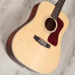 Guild D-40 Dreadnought Acoustic Guitar, Rosewood Fretboard, Natural, Hard Case 16 Guild D-40 Dreadnought Acoustic Guitar, Rosewood Fretboard, Natural, Hard Case -Musical Instrument Store 20230711 dsc02643