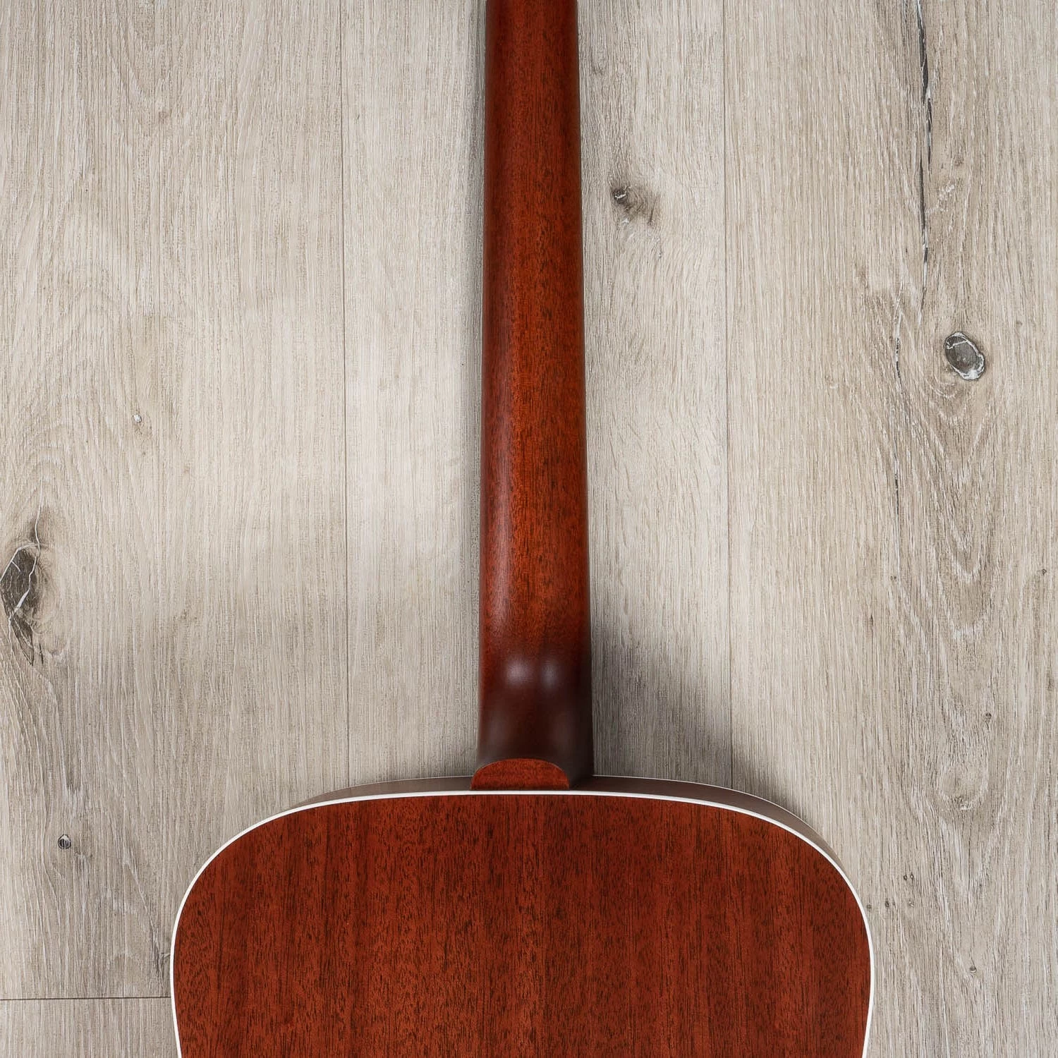 Guild D-40 Dreadnought Acoustic Guitar, Rosewood Fretboard, Natural, Hard Case 10 Guild D-40 Dreadnought Acoustic Guitar, Rosewood Fretboard, Natural, Hard Case - Image 8