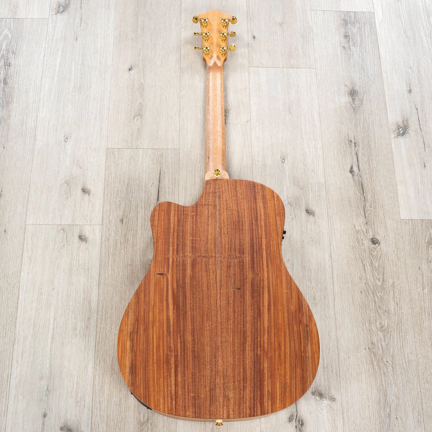 Cole Clark Fat Lady 2 Series FL2EC-BB Dreadnought Acoustic-Electric Guitar, Bunya Top, Tasmanian Blackwood Back And Sides 8 Cole Clark Fat Lady 2 Series FL2EC-BB Dreadnought Acoustic-Electric Guitar, Bunya Top, Tasmanian Blackwood Back And Sides - Image 6