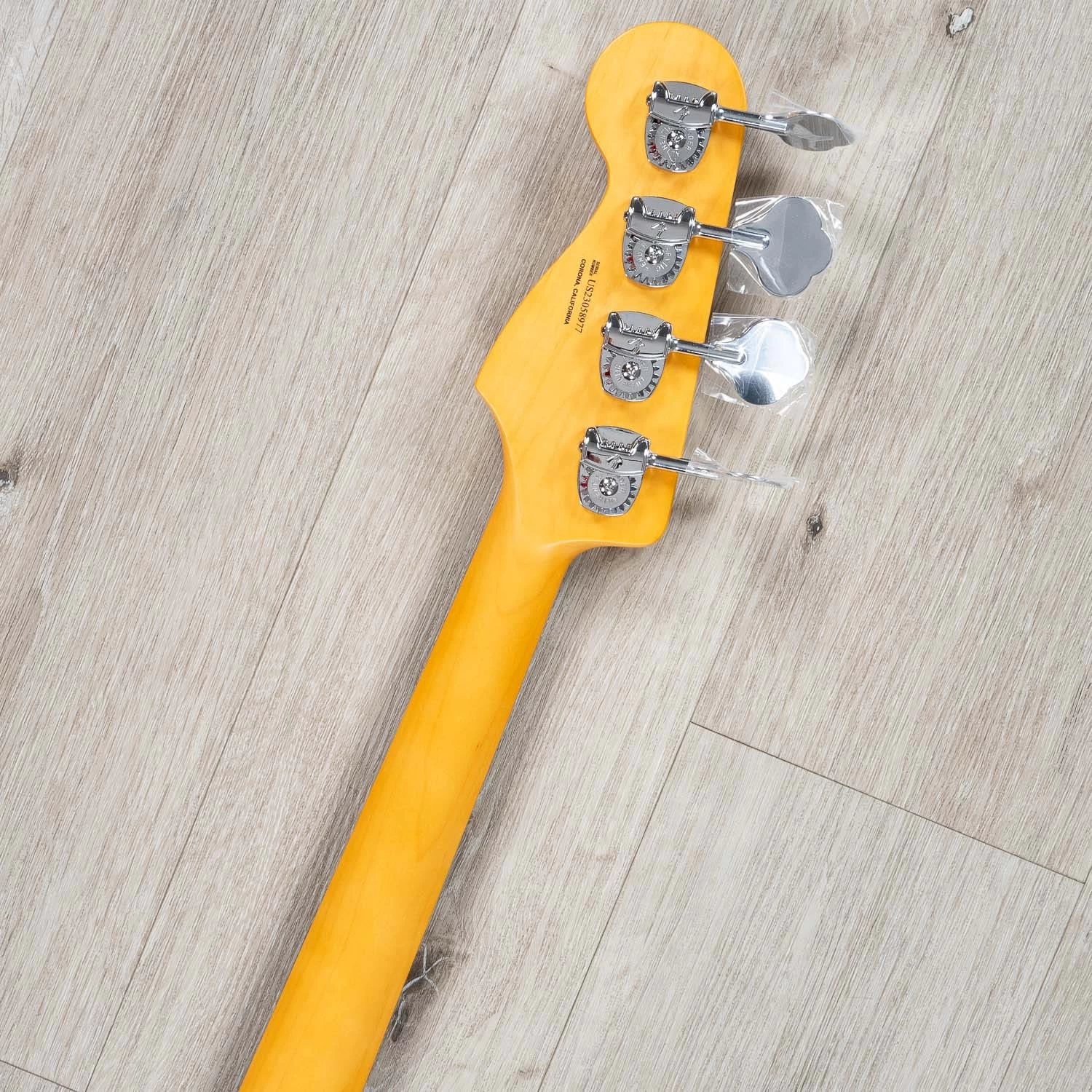 Fender American Ultra Jazz Bass, Maple Fingerboard, Texas Tea 12 Fender American Ultra Jazz Bass, Maple Fingerboard, Texas Tea - Image 10