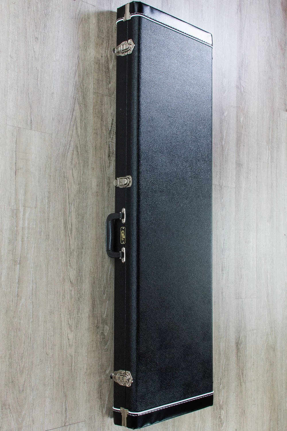 G&L USA LB-100 Red White And Blue Bass, Blue Flake Body With Red Flake Headstock, Maple Fretboard 11 G&L USA LB-100 Red White And Blue Bass, Blue Flake Body With Red Flake Headstock, Maple Fretboard - Image 9