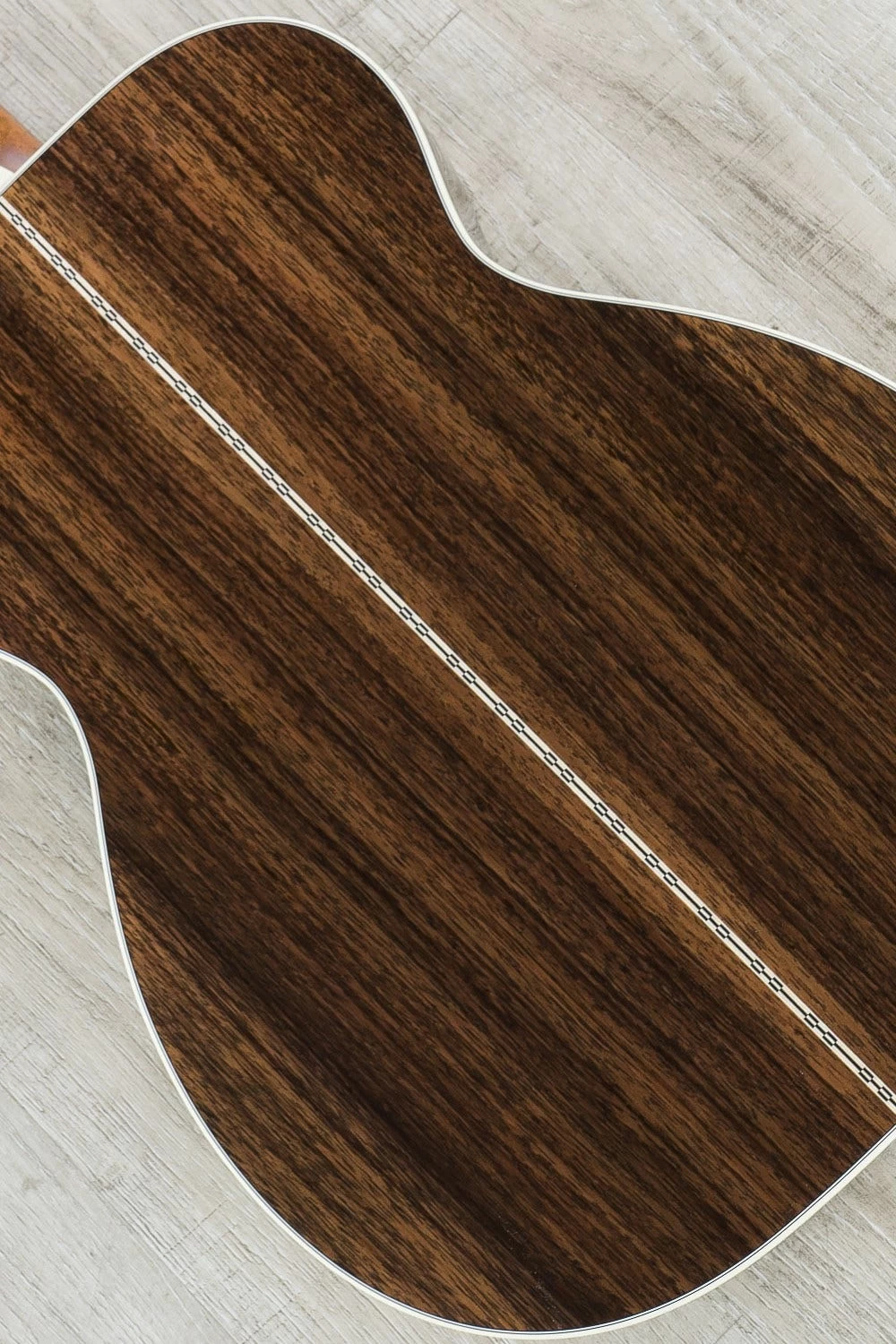 Martin Standard Series Reimagined 00-28 (2018) Acoustic Guitar, Natural 4 Martin Standard Series Reimagined 00-28 (2018) Acoustic Guitar, Natural - Image 2