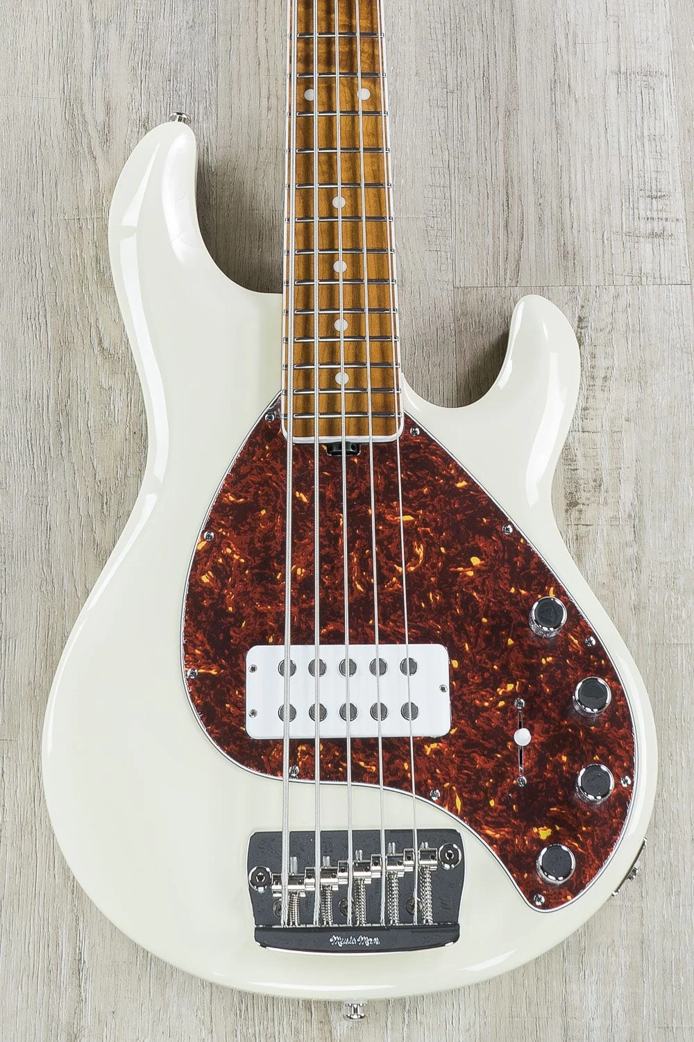 Ernie Ball Music Man 30th Anniversary StingRay 5 H, Trans Buttercream, Roasted Flame Maple Neck And Fretboard - C02637 3 Ernie Ball Music Man 30th Anniversary StingRay 5 H, Trans Buttercream, Roasted Flame Maple Neck And Fretboard - C02637