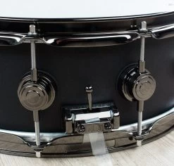 DW Drum Workshop Coll Series Aluminum Snare Drum, Matte Black 5.5" X 14" -Musical Instrument Store dw drva5514svbn 5