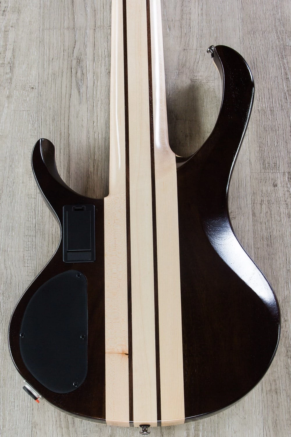 Ibanez BTB746 NTL BTB Standard 6-String Electric Bass, Rosewood Fretboard - Natural Low Gloss 4 Ibanez BTB746 NTL BTB Standard 6-String Electric Bass, Rosewood Fretboard - Natural Low Gloss - Image 2