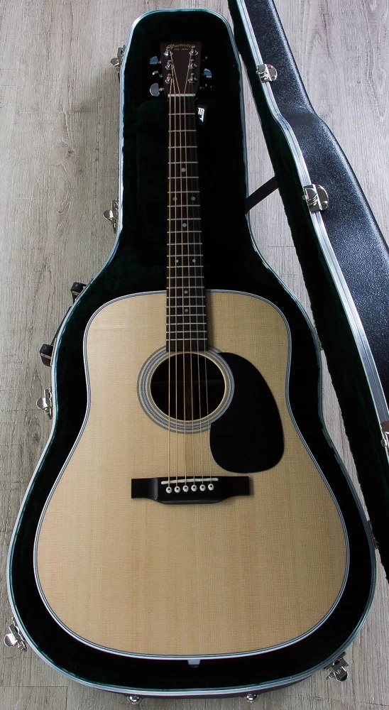 Martin Standard Series D-28 Acoustic Guitar, 10D28 12 Martin Standard Series D-28 Acoustic Guitar, 10D28 - Image 10