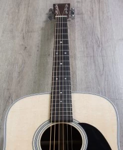 Martin Standard Series D-28 Acoustic Guitar, 10D28 16 Martin Standard Series D-28 Acoustic Guitar, 10D28 -Musical Instrument Store img 6655