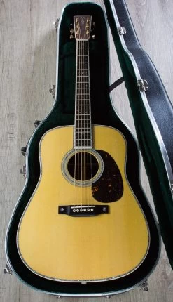 Martin Standard Series D-42 Acoustic Guitar, Spruce / Rosewood, Ebony Board -Musical Instrument Store img 7431