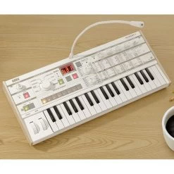 Korg MicroKORG-S Synth/Vocoder With Built-in Speakers -Musical Instrument Store krg micro korg s 4