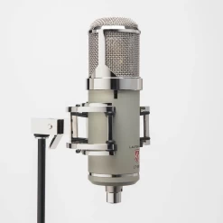 Lauten Audio Eden LT-386 Large-Diaphragm Multi-Pattern Tube Condenser Microphone -Musical Instrument Store laut eden lt 386 3
