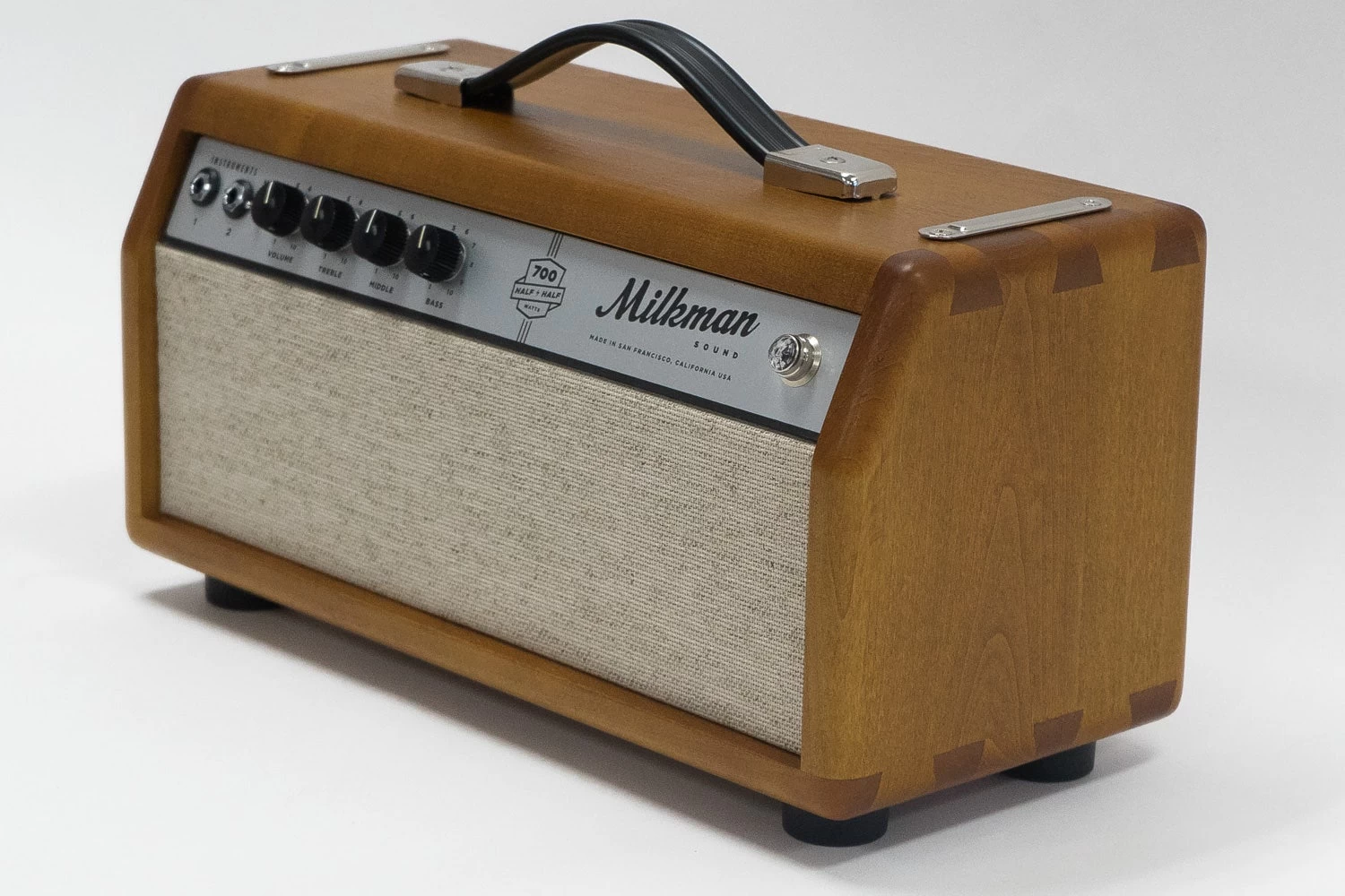 Milkman Sound 700W Bass Half And Half Bass Guitar Amp Head, 700w 4 Milkman Sound 700W Bass Half And Half Bass Guitar Amp Head, 700w - Image 2