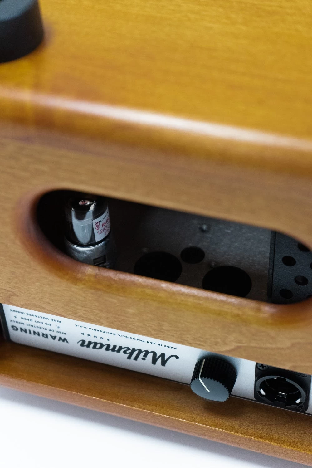 Milkman Sound 700W Bass Half And Half Bass Guitar Amp Head, 700w 9 Milkman Sound 700W Bass Half And Half Bass Guitar Amp Head, 700w - Image 7