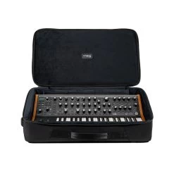 Moog RES-SR-SUB37 SR Series Case For Subsequent 37 Synthesizer