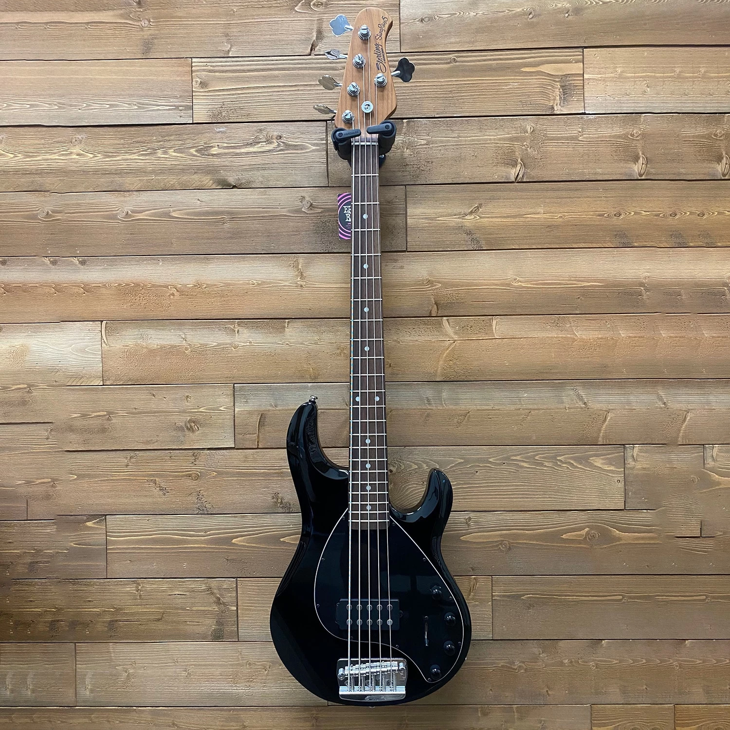 Sterling By Music Man StingRay5 5-String Bass, Black (E-STOCK) 3 Sterling By Music Man StingRay5 5-String Bass, Black (E-STOCK)
